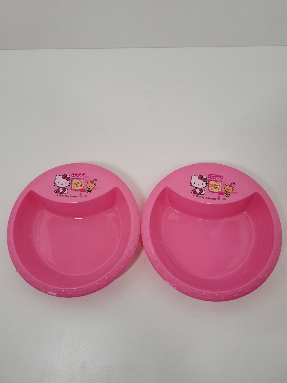 Hello Kitty Sanrio ZAK Designs 2014 Pink Plastic Snack Plates Set Of 2